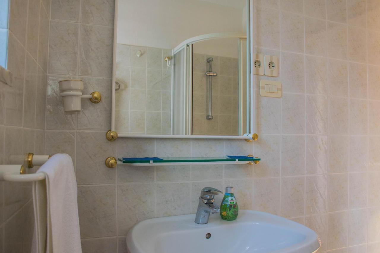 Holiday House Punta Blue & Orange 5M From The Sea, Island Cres Punta Križa エクステリア 写真