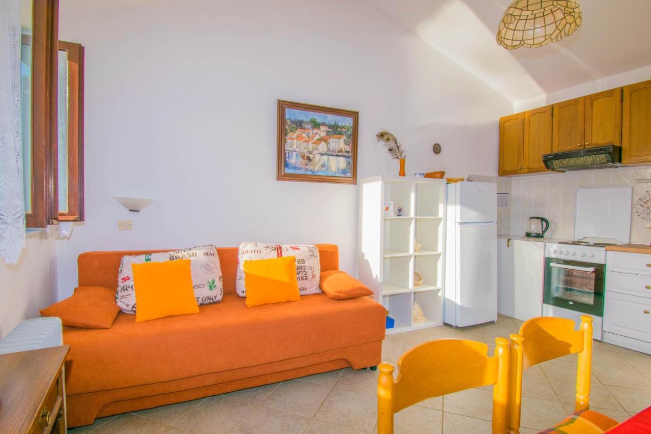 Holiday House Punta Blue & Orange 5M From The Sea, Island Cres Punta Križa エクステリア 写真