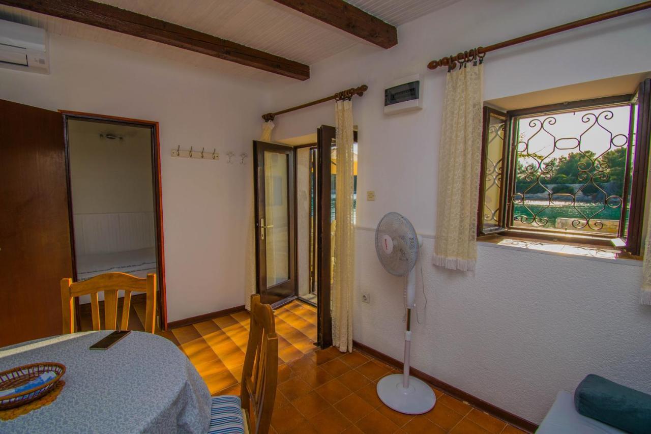Holiday House Punta Blue & Orange 5M From The Sea, Island Cres Punta Križa エクステリア 写真