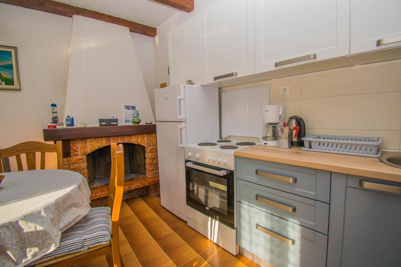 Holiday House Punta Blue & Orange 5M From The Sea, Island Cres Punta Križa エクステリア 写真