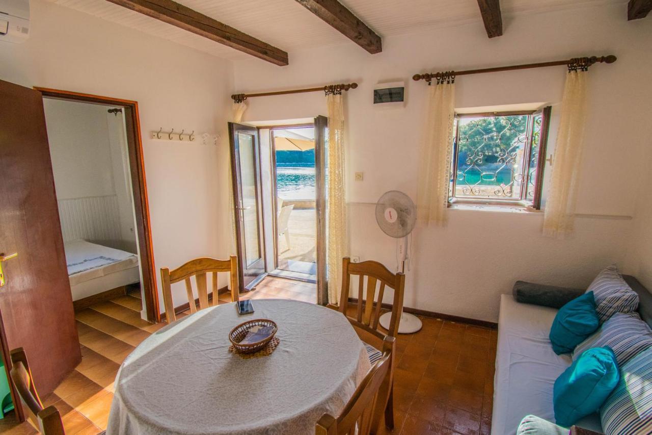 Holiday House Punta Blue & Orange 5M From The Sea, Island Cres Punta Križa エクステリア 写真